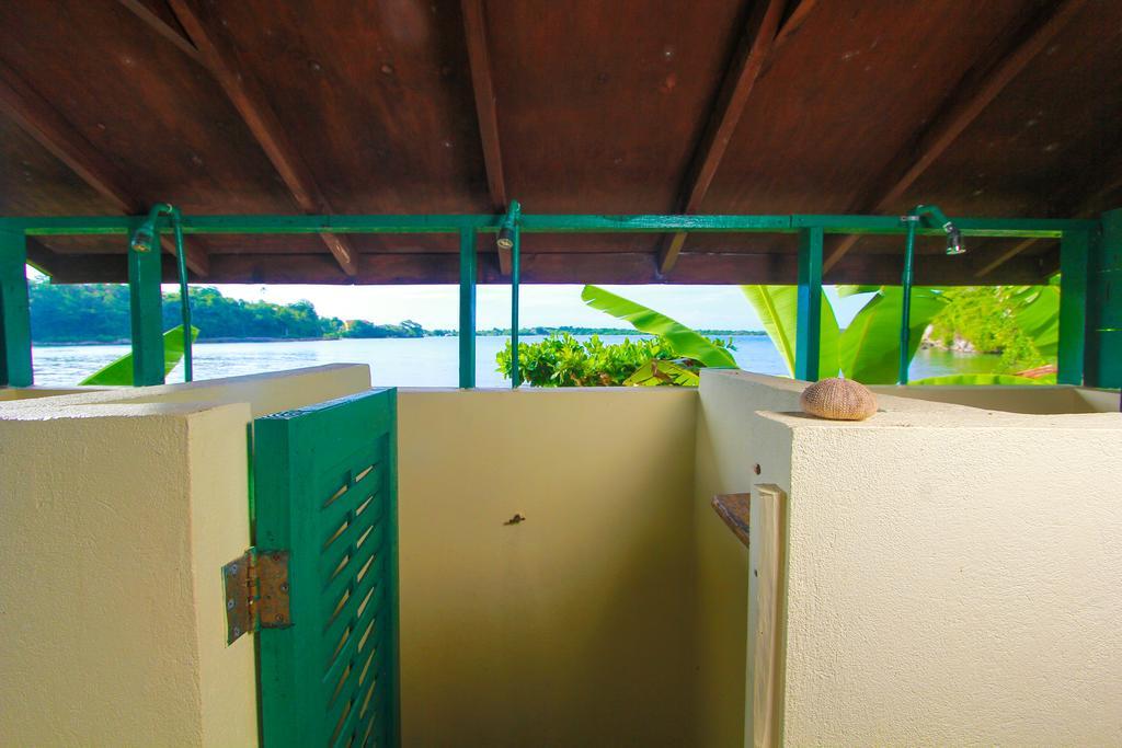 Bed and Breakfast Zion Country Manchioneal Номер фото