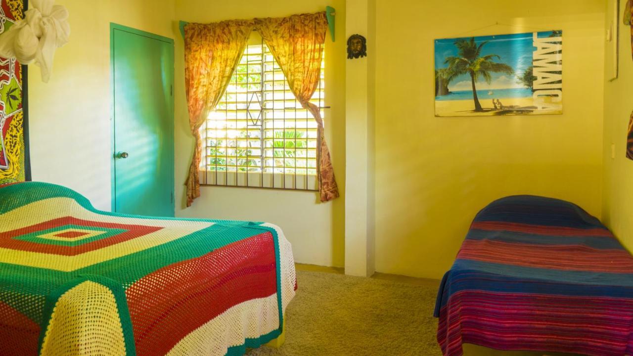 Bed and Breakfast Zion Country Manchioneal Екстер'єр фото